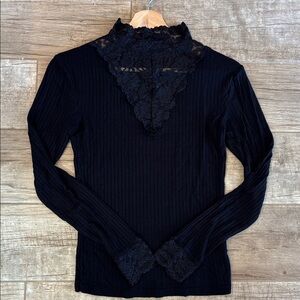 Zuiki Mock Turtleneck With Lace Detailing And Matching Lace Cuffs